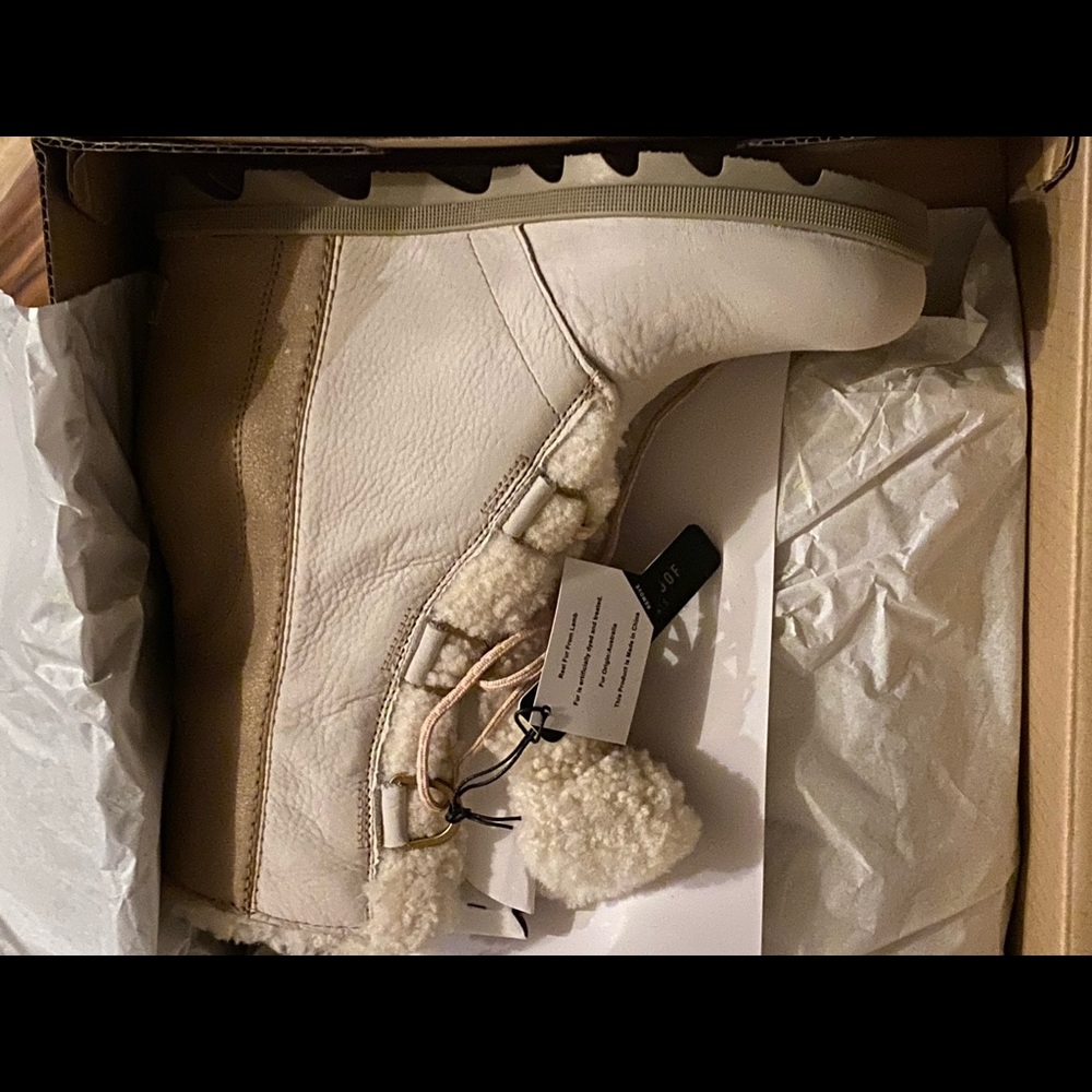NWT sorel wedge